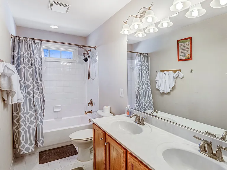 8312 Telegraph Rd — Photo 30