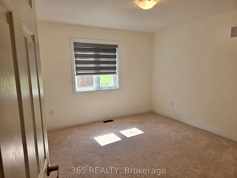 223 Warden St — Photo 37