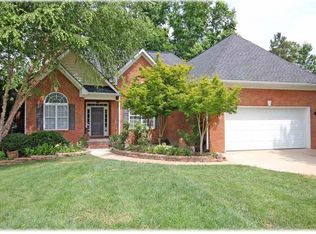 605 Scenic Oak Dr, Moore, SC 29369