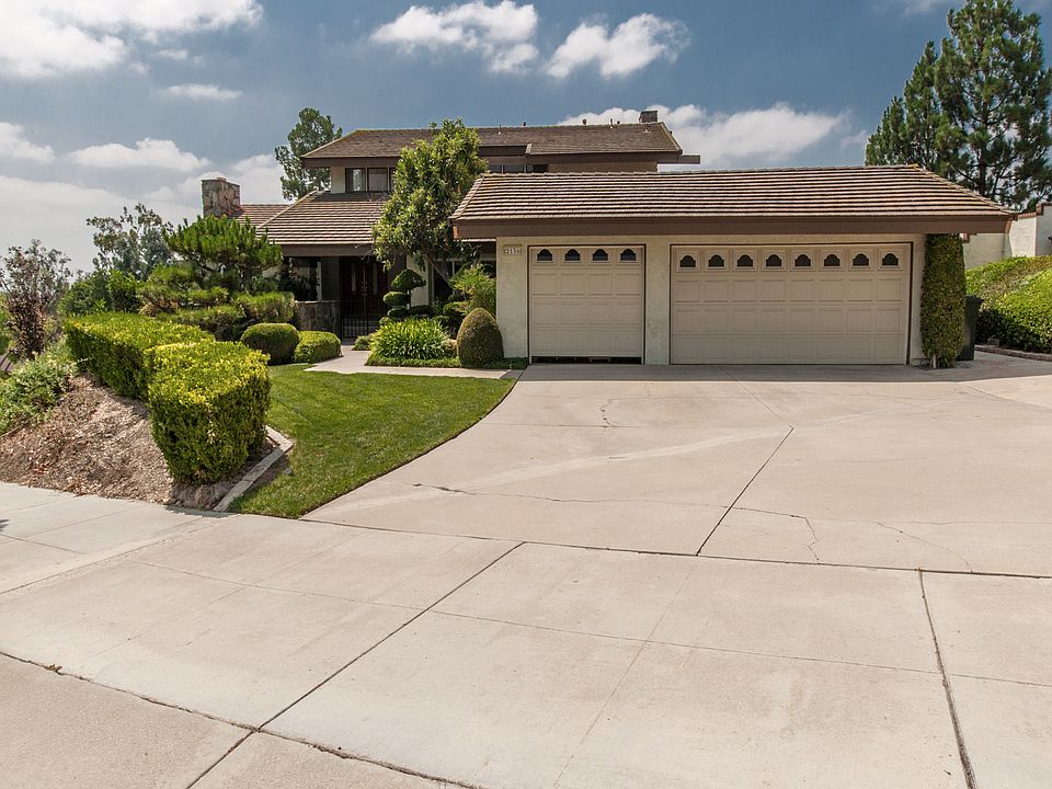 1st image of 2136 Pioneer Ave