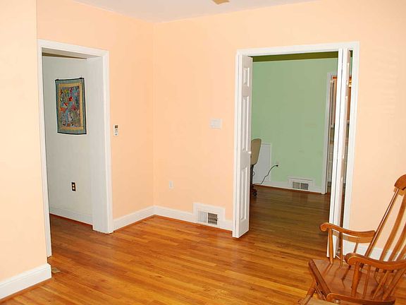 5th image of 6012 Kathmoor Dr