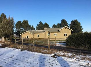 10102 Wagon Rd NE, Mount Angel, OR 97362