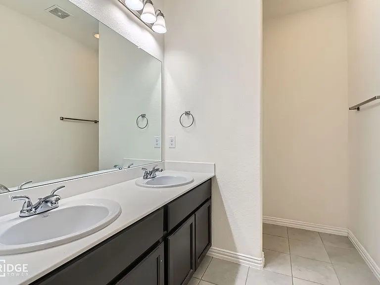 1412 Lake Crest Ln — Photo 18