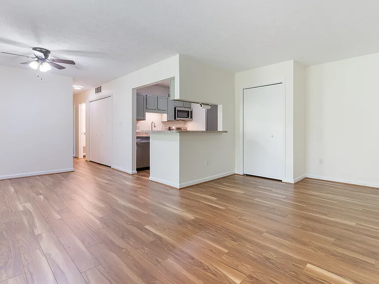 23240 Rosewood Ct #9 — Photo 4
