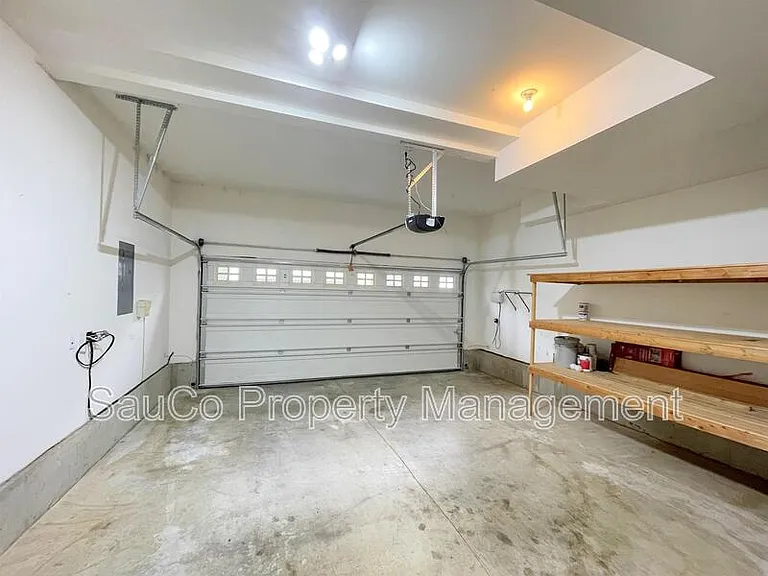 1146 SE Westerland St — Photo 19