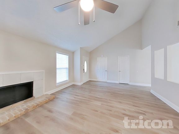 3rd image of 9607 Cleveland Bay Ct