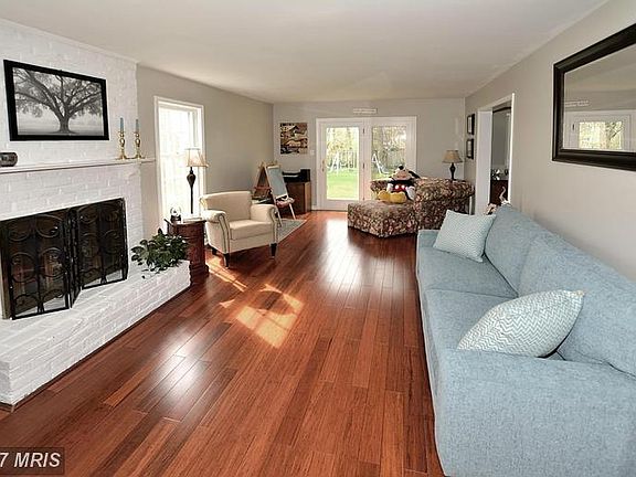 2nd image of 15049 Greymont Dr