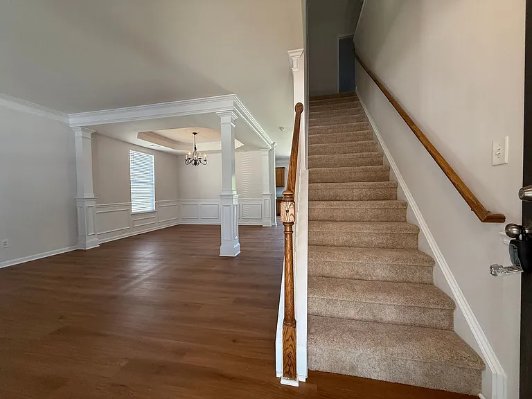 3700 Herkimer Dr — Photo 6
