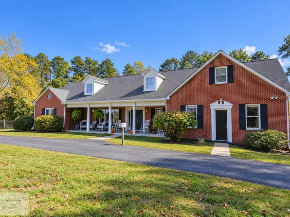 1309 White Fall Rd, Gretna, VA 24557