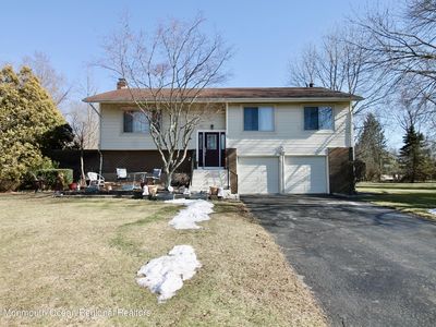 42 Gage Ct, Freehold, NJ, 07728