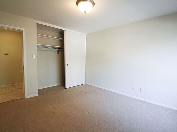 2nd image of 1737 Jackson St APT 101