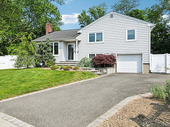 2nd image of 176 Willis Court