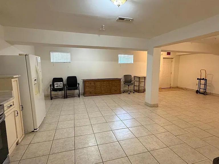 5212 Astor Pl SE — Photo 41