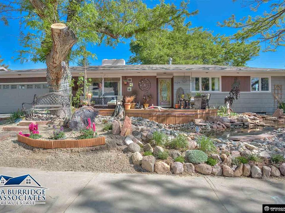 1st image of 1124 Aspen Dr