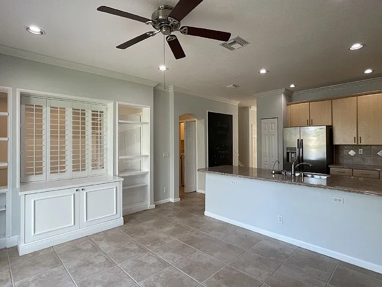 4857 Victoria Cir — Photo 30