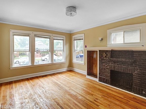 3rd image of 6432 S Washtenaw Ave