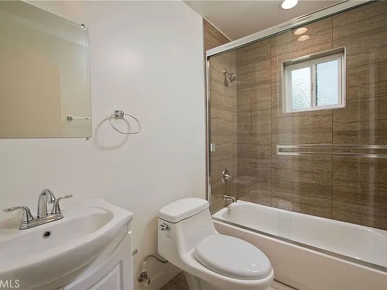 12516 San Fernando #2 — Photo 12