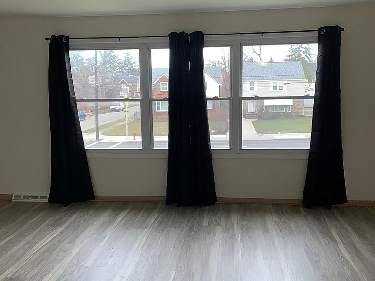 13578 Cedar Rd #2 — Photo 1