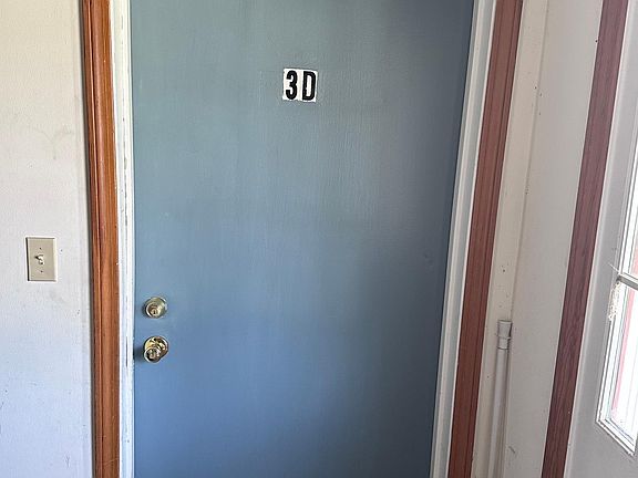 2nd image of 3 Charles St #D