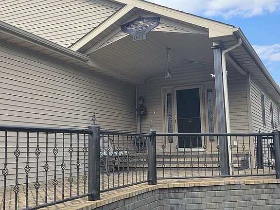 3rd image of 1388 Melwood Dr