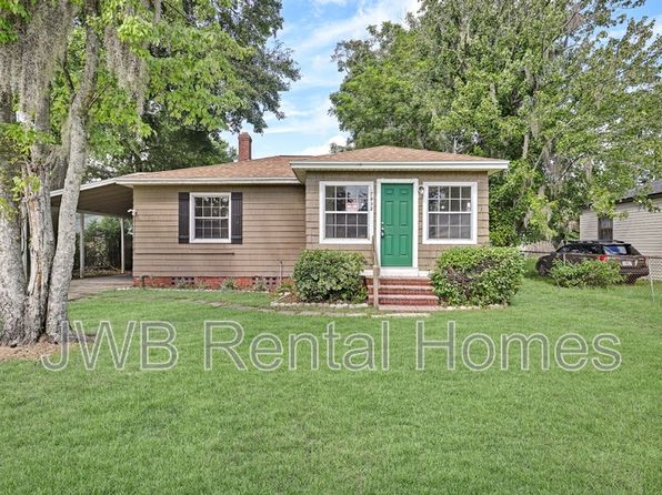 7832 Paul Jones Dr