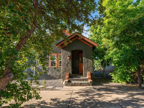 414 E Gibbon St, Laramie, WY 82072