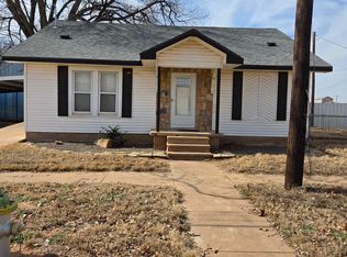 209 Avenue C, Burkburnett, TX 76354