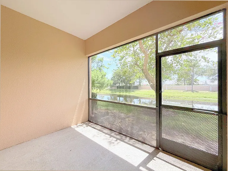 4207 Via Piedra Cir #8-102 — Photo 43