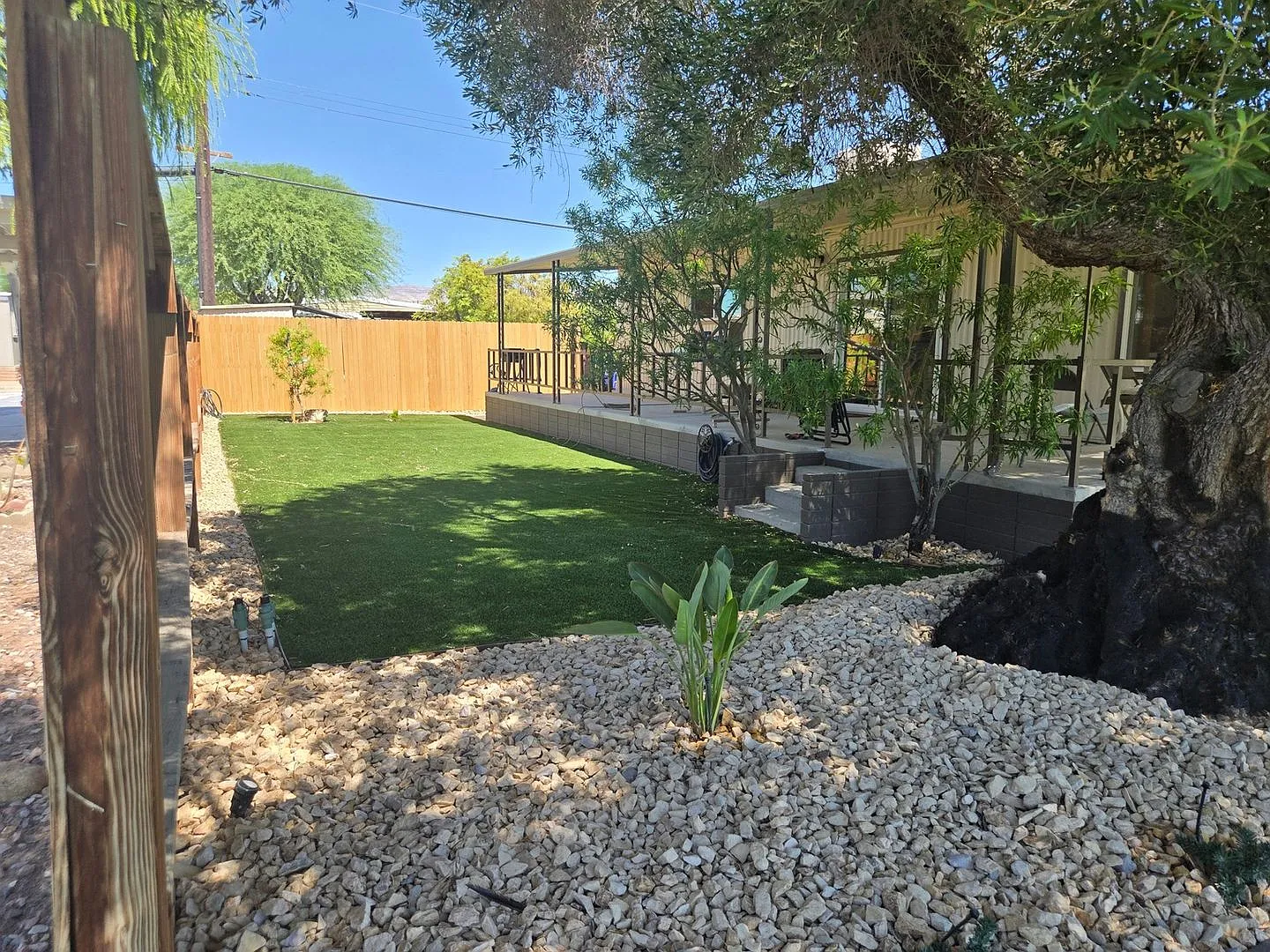Charming 2BR Doublewide home in Thousand Palms CA — Photo 2