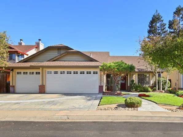 9425 Newington Way, Elk Grove, CA 95758