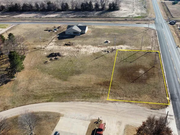 1&3 Feather Ln #A, Cheney, KS 67025