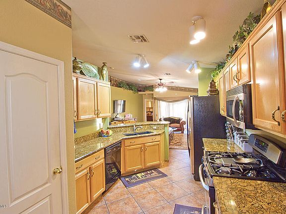 3rd image of 8957 N Velvet Mesquite Pl