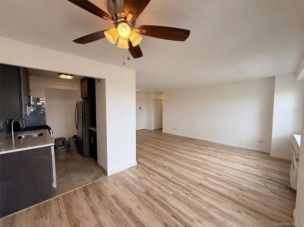 2550 Olinville Avenue #15H, Bronx, NY 10467