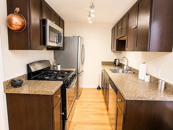 4th image of 11 Albemarle St #1A