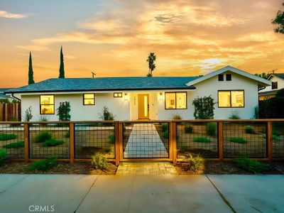 7932 Woodlake Ave, Canoga Park, CA, 91304