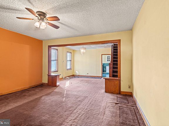 3rd image of 133 N 36th St