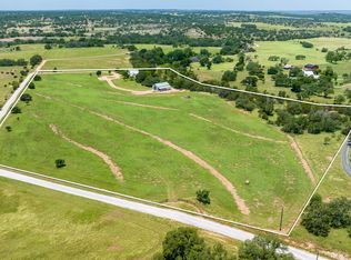 810 Clear Creek Ln, Fredericksburg, TX 78624