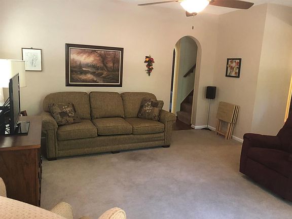 4th image of 1617 W Belmar Pl