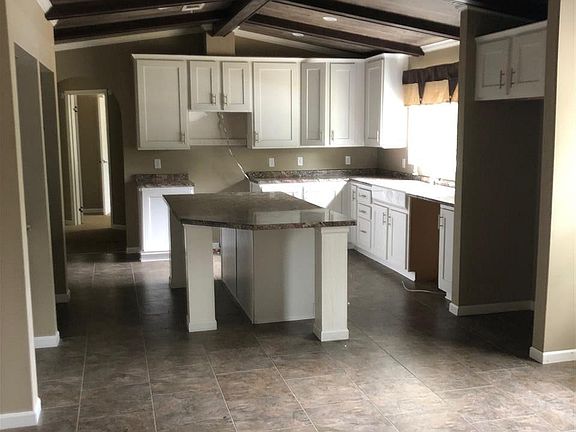 3rd image of 24525 Millican Dr