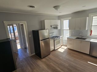 88 5th Ave APT 2, Troy, NY 12180