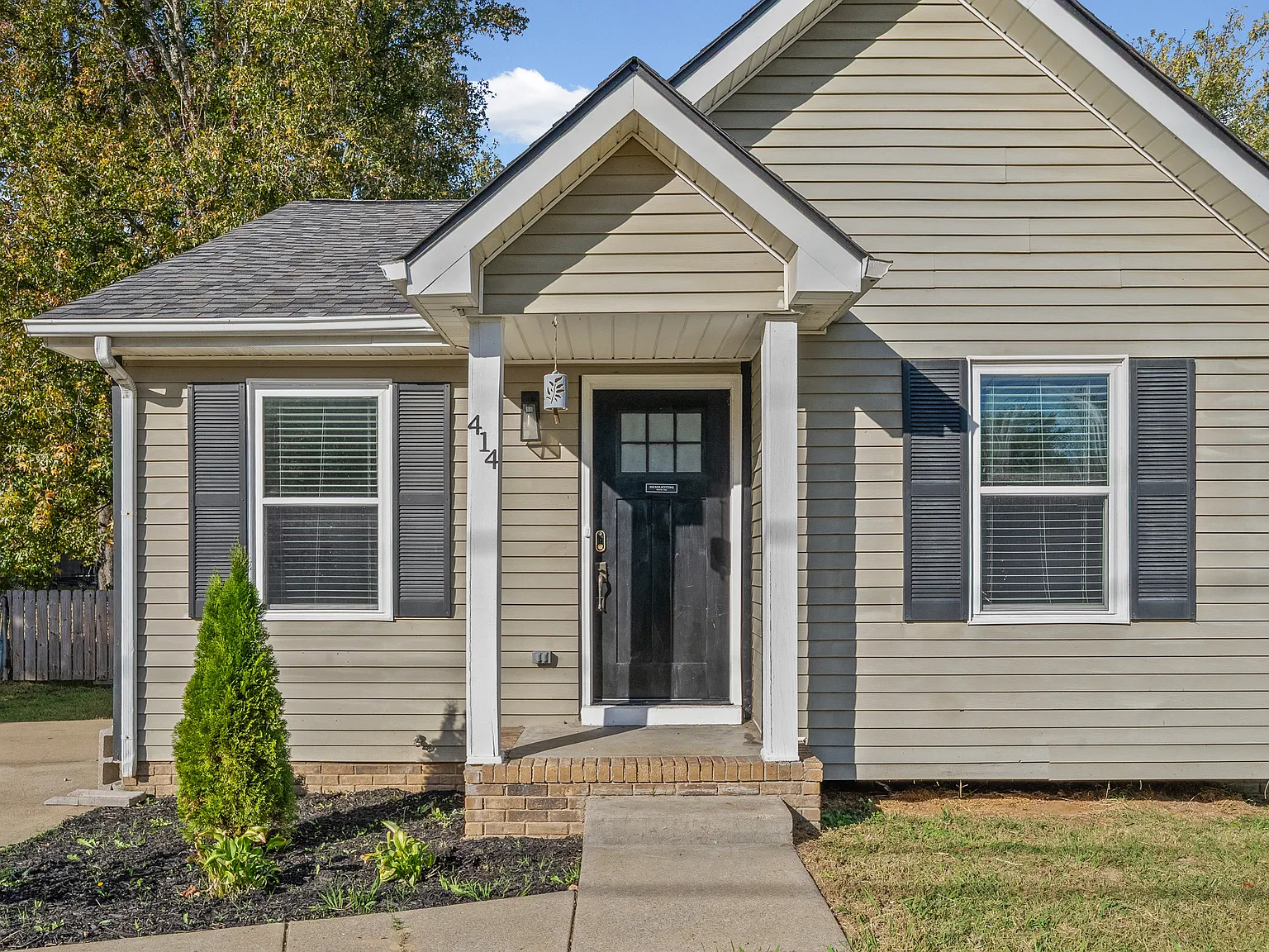 3 bed, 1095 sqft, $1,500 — Photo 2