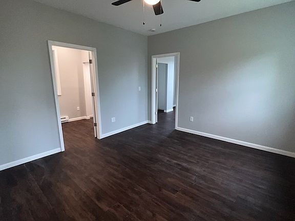 5th image of 1426 N State St Unit 1