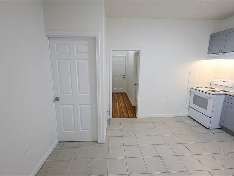 127 Intervale St #2 — Photo 4