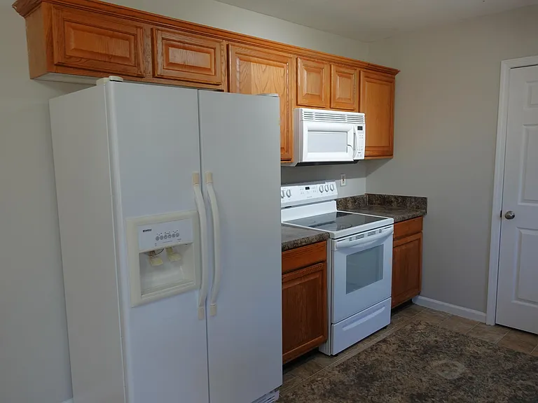 139 Stockbridge Dr — Photo 12