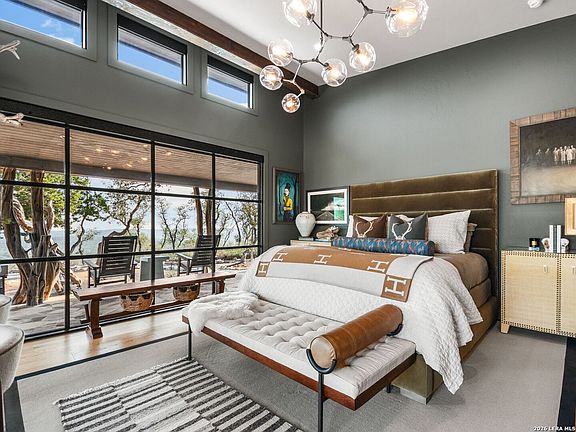 4th image of 1191 Saddleback Ridge