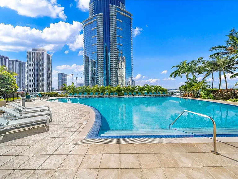 888 Biscayne Blvd #3907 — Photo 38