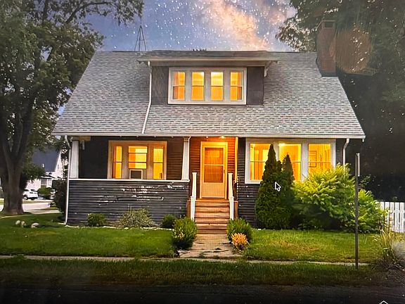 2nd image of 174 College Ave