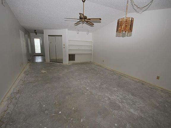 2nd image of 9784 Lake Seminole Dr E