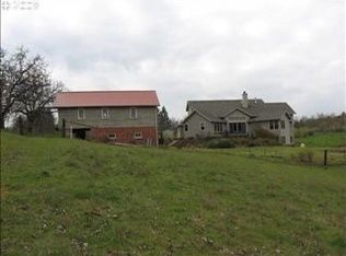 3800 NE Zimri Dr, Newberg, OR 97132