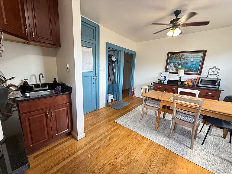 5540 N Artesian Ave #2B — Photo 10